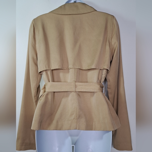 Abercrombie & Fitch Tan Short Belted Trench Coat Size Small - Picture 7 of 14